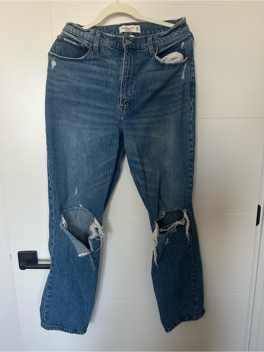 Abercrombie 90s straight high rise jeans